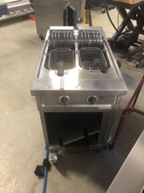elektr. Doppelfritteuse Roeder Senking 20 kW